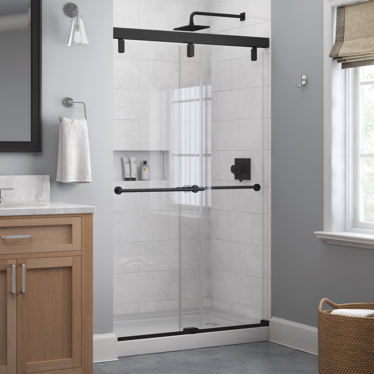 48" Shower / Clear / Matte Black