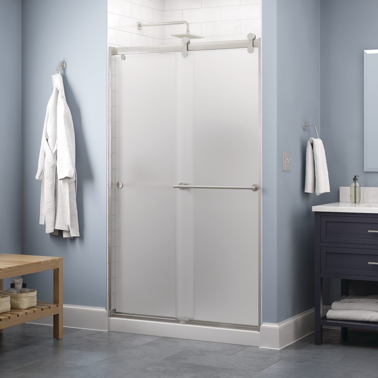 Contemporary 6mm Shower Door with Crestfield Handle