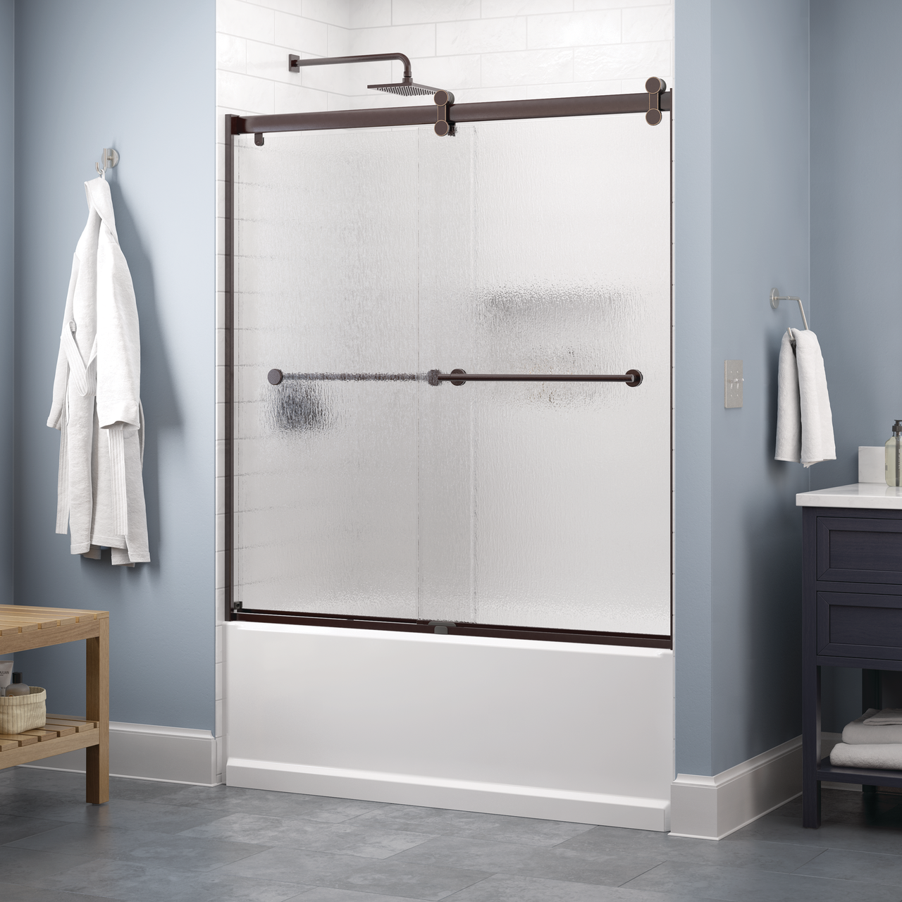 Contemporary 6mm Bathtub Door with Crestfield Handle