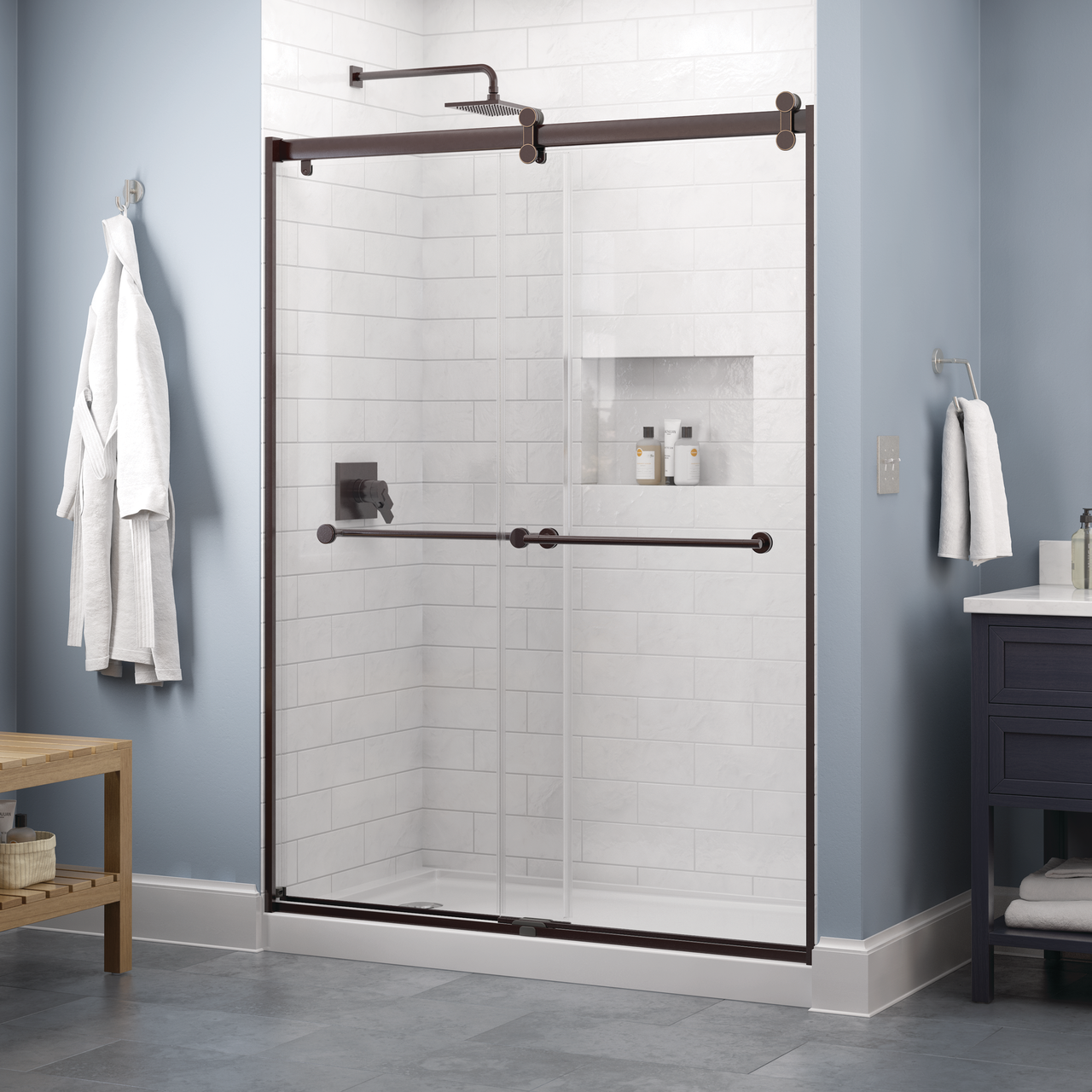 Contemporary 6mm Shower Door with Crestfield Handle