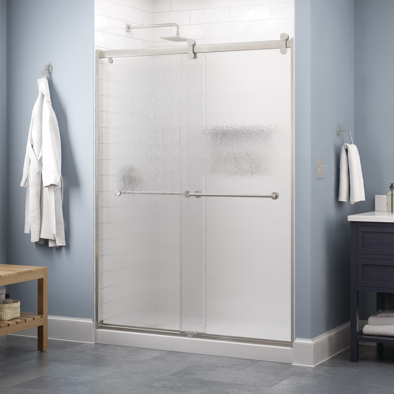 Contemporary 6mm Shower Door with Everly Handle