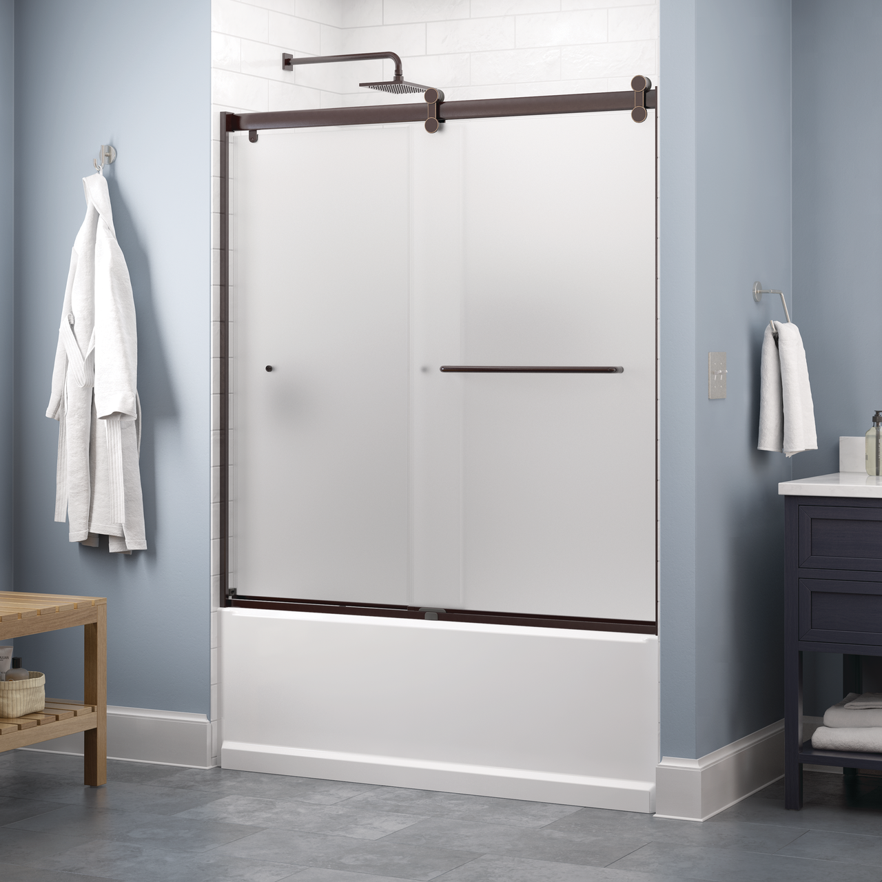 Contemporary 6mm Bathtub Door with Simplicity Handle