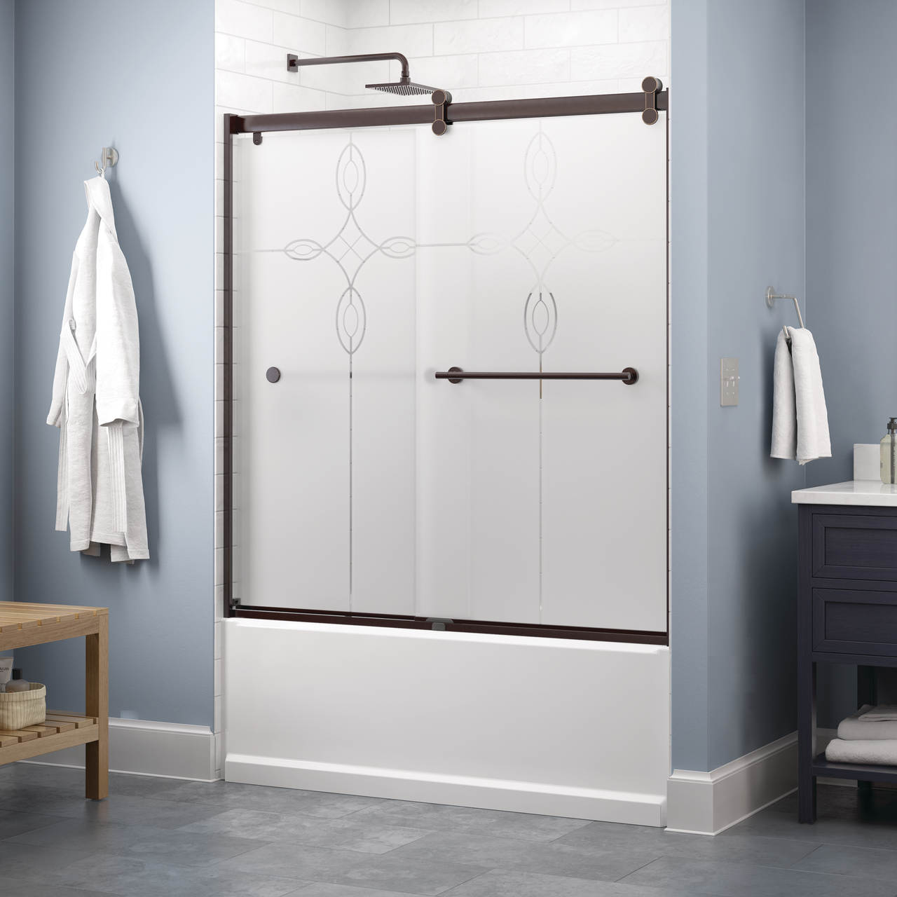 Contemporary 6mm Bathtub Door with Crestfield Handle