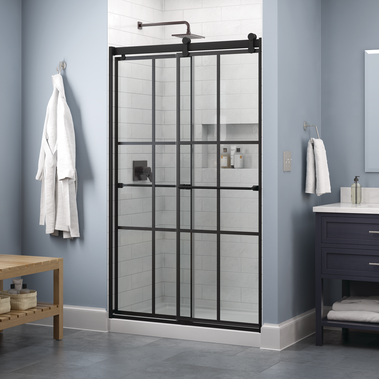 Contemporary 6mm Shower Door with Lyndall Handle