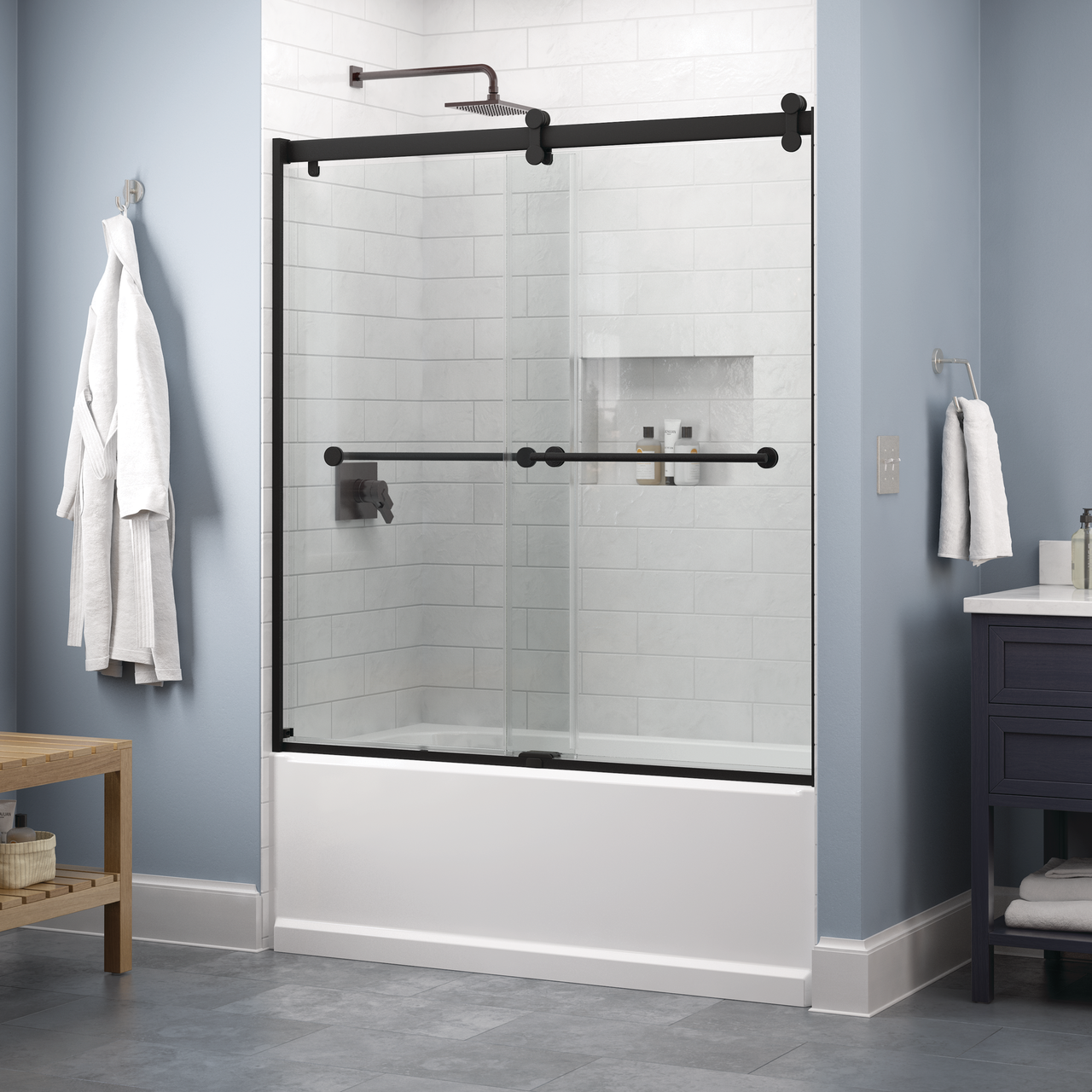 Contemporary 6mm Bathtub Door with Everly Handle