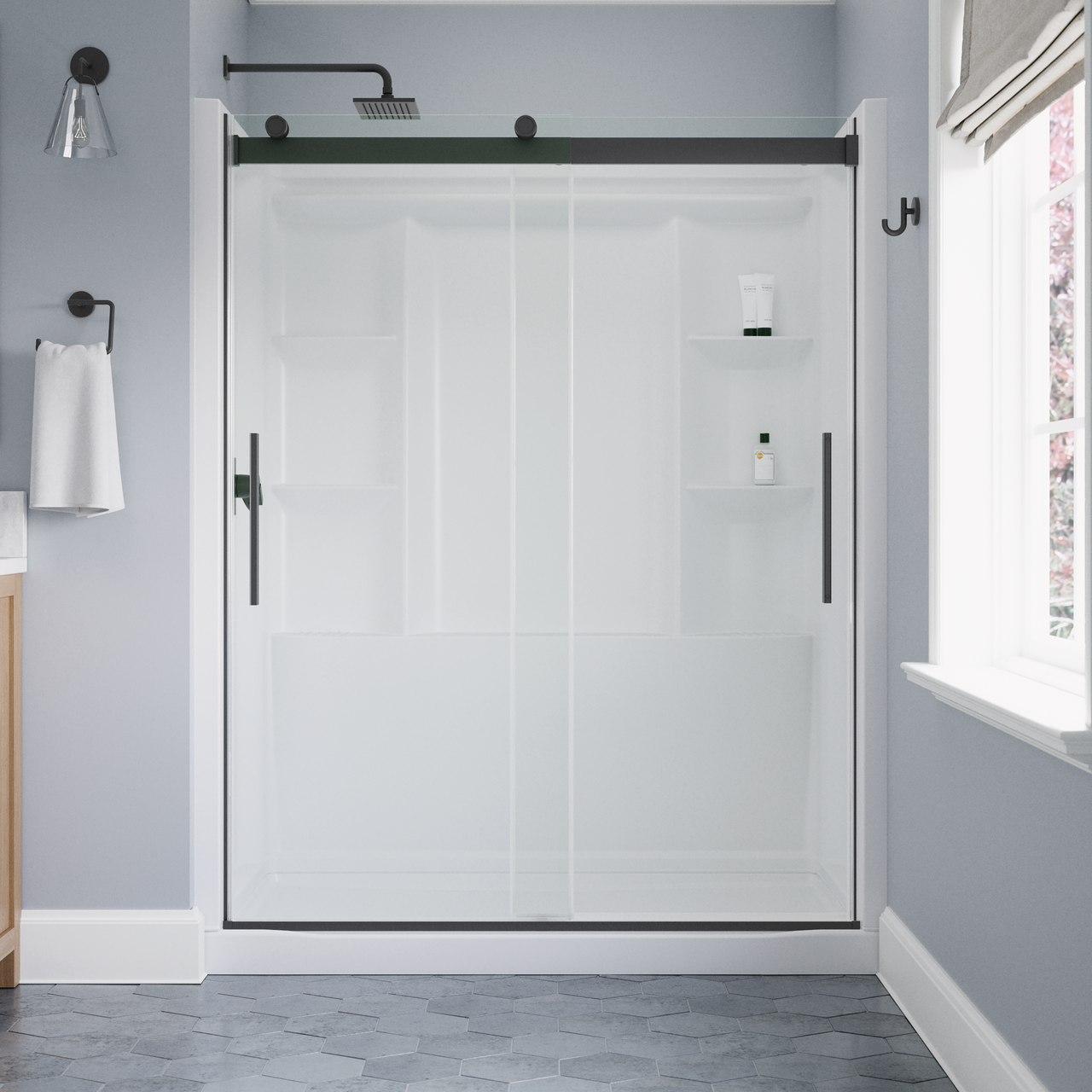 60" Shower / Clear / Matte Black