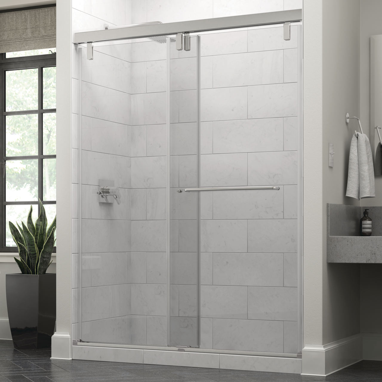Mod 10mm Shower Door with Simplicity Handle