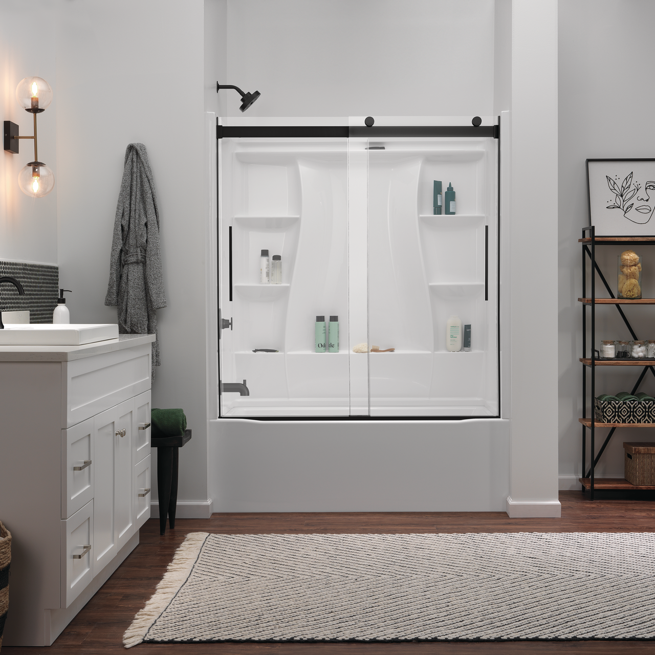 60" Bathtub / Clear / Matte Black
