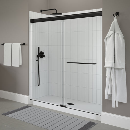 60" Shower / Clear / Matte Black